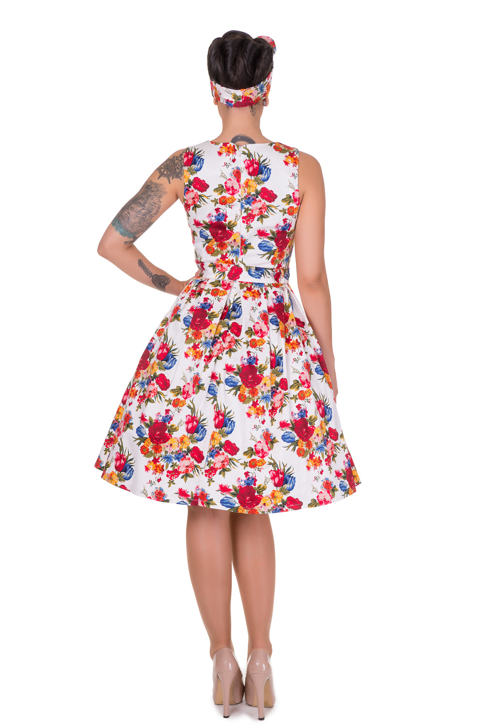 Annie Retro Floral Swing Dress in White/Red