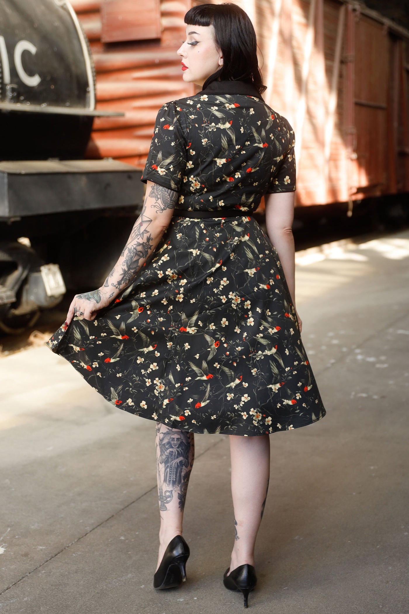 EU STOCK Penelope Rockabilly Black Bird & Floral Print Shirt Dress