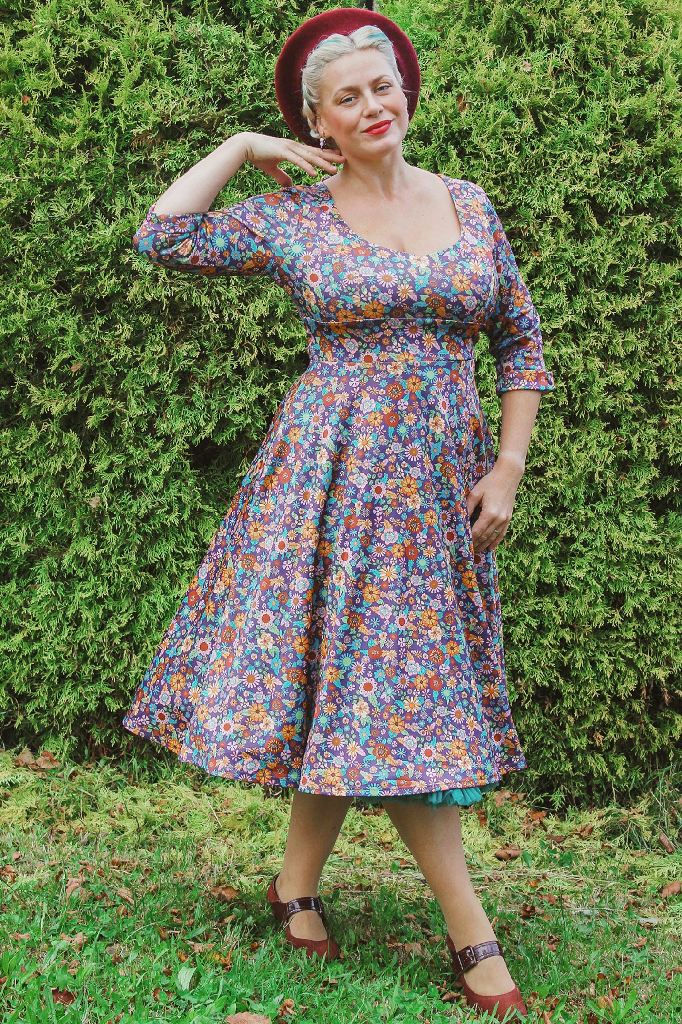 PRE-ORDER Scarlette Retro 70s Floral Garden Dress