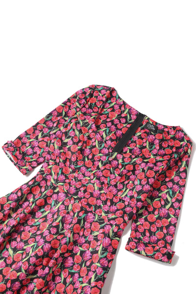 EU STOCK Scarlette Sweetheart Neckline Long-sleeved Stretchy Dress In Black and Pink Tulip Print