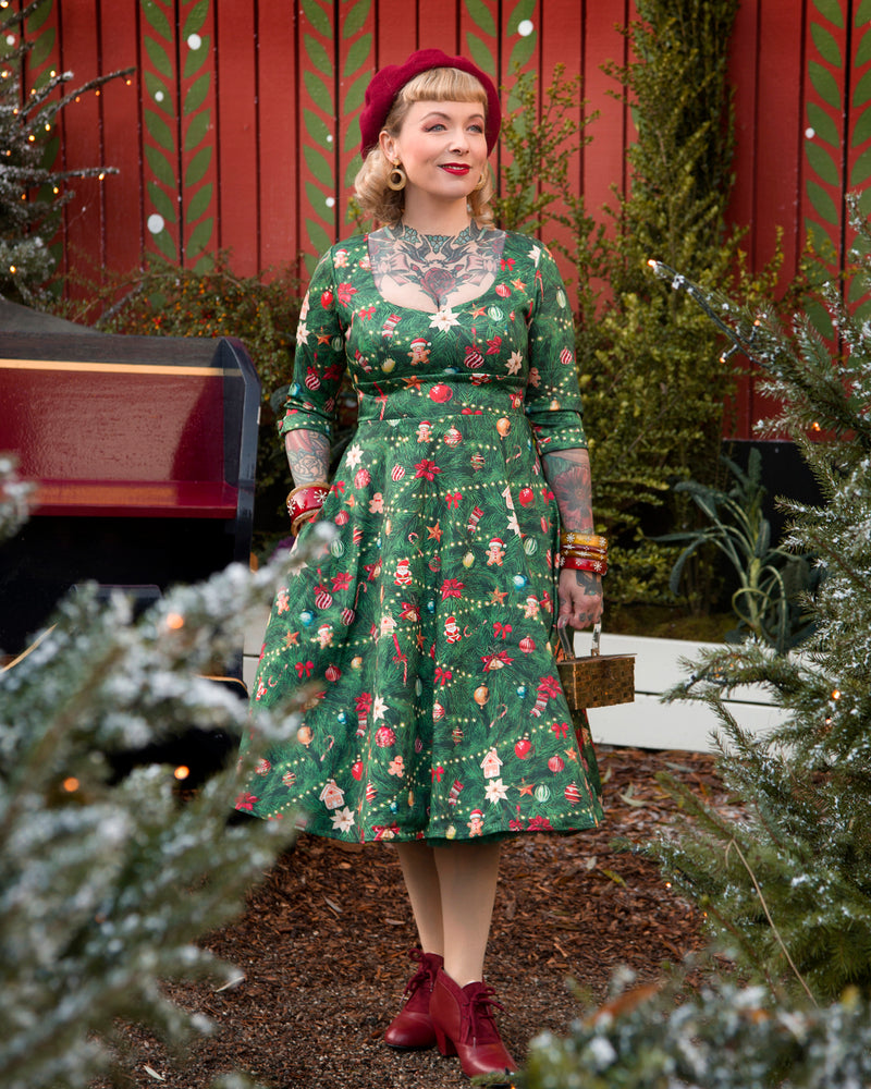 Scarlette Green Long-Sleeved Xmas Tree Print Stretchy Dress