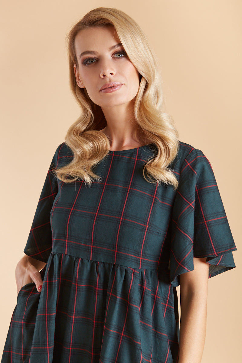 Floaty Oversized Day Dress in Green Tartan close up